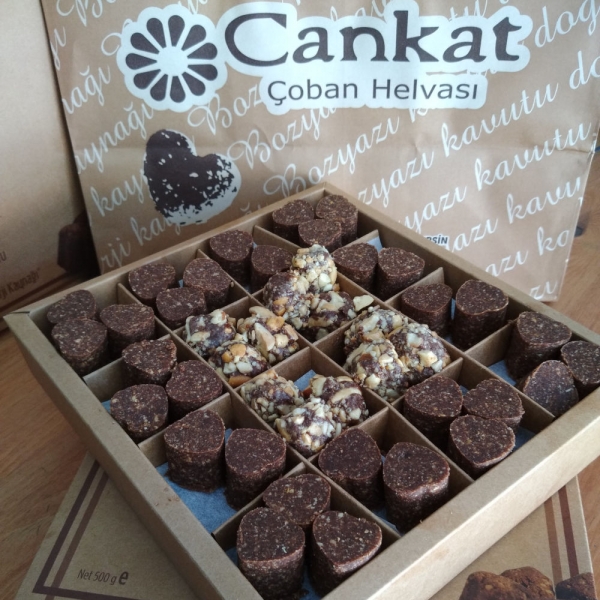 BOZYAZI KAVUTU (Cankat Çoban Helvası) KARMA  KRAFT KUTU HEDİYELİK