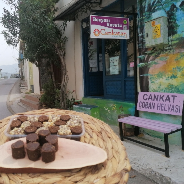 BOZYAZI KAVUTU (Cankat Çoban Helvası) KARMA  KRAFT KUTU HEDİYELİK - Görsel 5